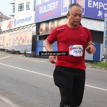 Runner Photo 6009038