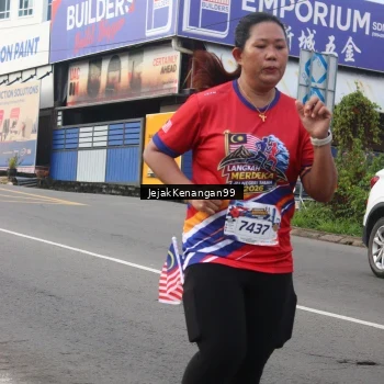 Runner Photo 6009042