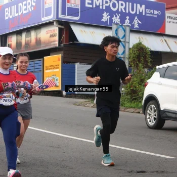 Runner Photo 6009070