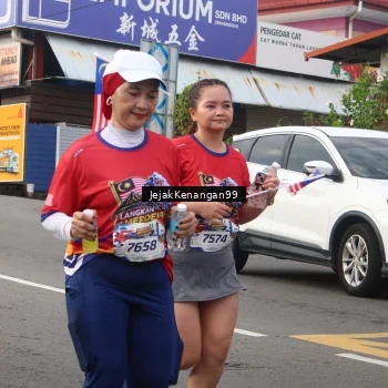 Runner Photo 6009101