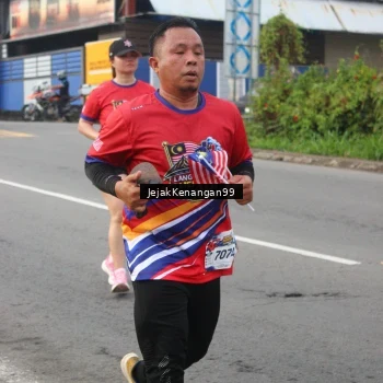 Runner Photo 6009208