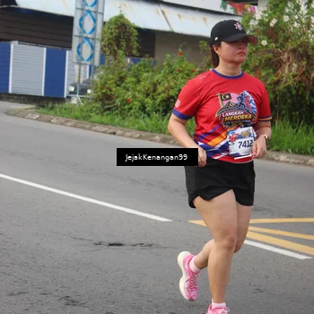 Runner Photo 6009214