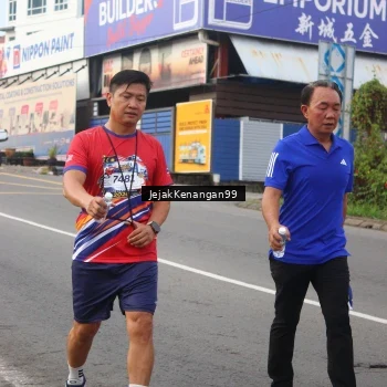 Runner Photo 6009244