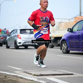 Runner Photo 6009318