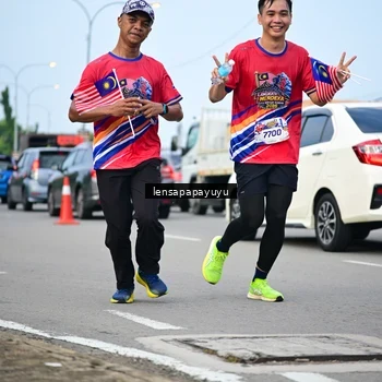 Runner Photo 6009323