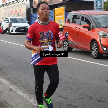 Runner Photo 6009342
