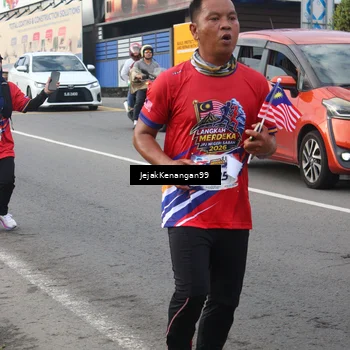 Runner Photo 6009344