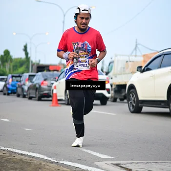 Runner Photo 6009351