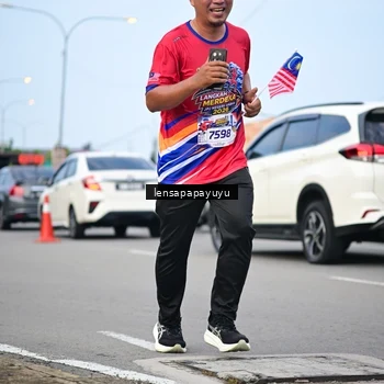 Runner Photo 6009355