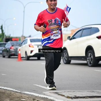 Runner Photo 6009360