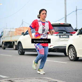 Runner Photo 6009372