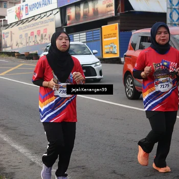 Runner Photo 6009373