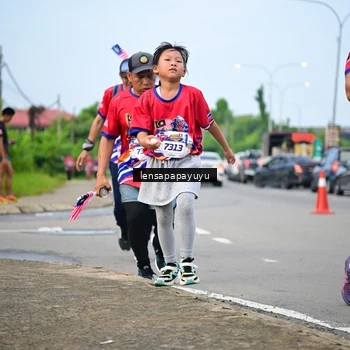 Runner Photo 6009374