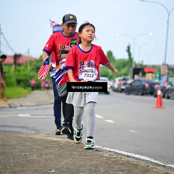 Runner Photo 6009375
