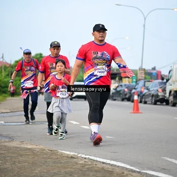 Runner Photo 6009377