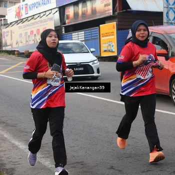 Runner Photo 6009378