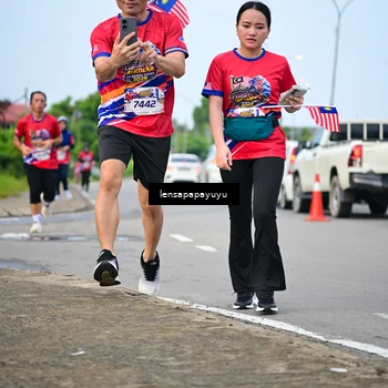 Runner Photo 6009413