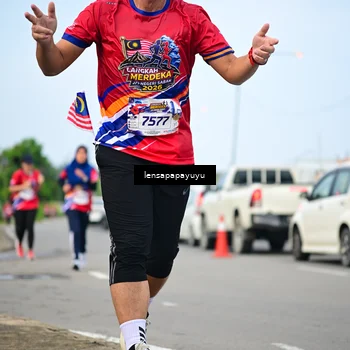Runner Photo 6009425