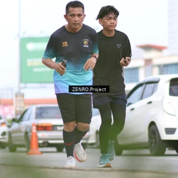 Runner Photo 6009448
