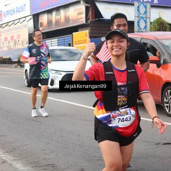 Runner Photo 6009452