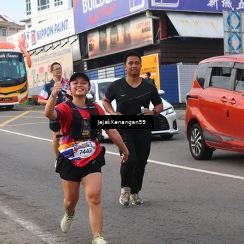 Runner Photo 6009455