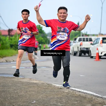 Runner Photo 6009458