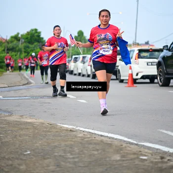 Runner Photo 6009465