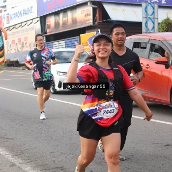 Runner Photo 6009483