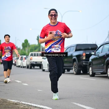 Runner Photo 6009493