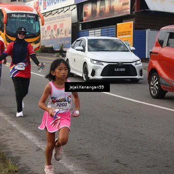 Runner Photo 6009516
