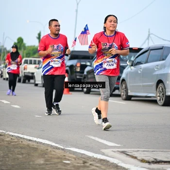 Runner Photo 6009538