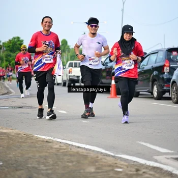 Runner Photo 6009545