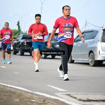 Runner Photo 6009556