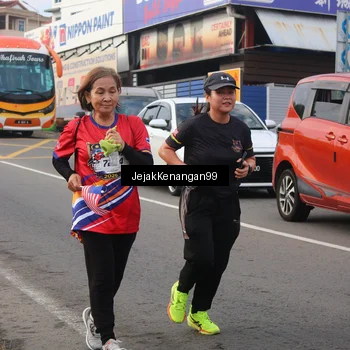 Runner Photo 6009580