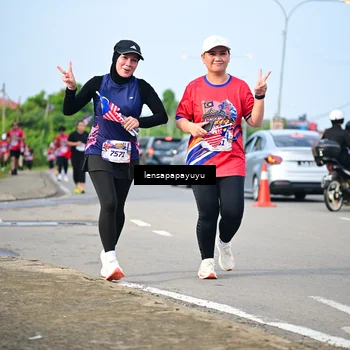 Runner Photo 6009592