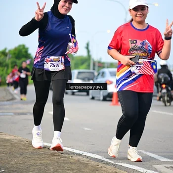 Runner Photo 6009595