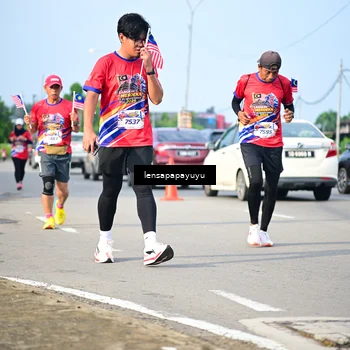 Runner Photo 6009600
