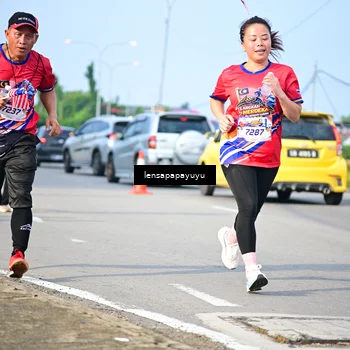 Runner Photo 6009648