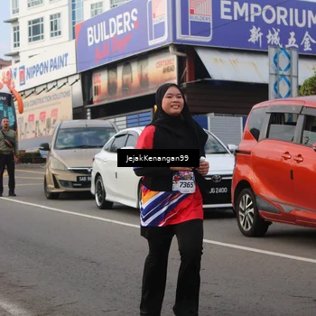 Runner Photo 6009649