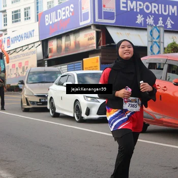 Runner Photo 6009657