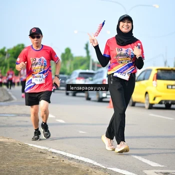 Runner Photo 6009658