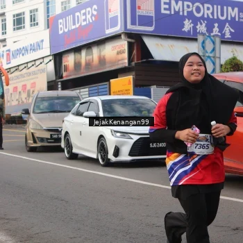 Runner Photo 6009676