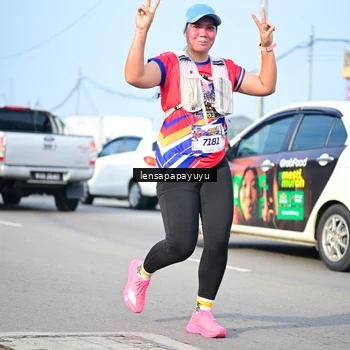 Runner Photo 6009686