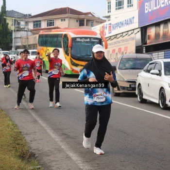 Runner Photo 6009692