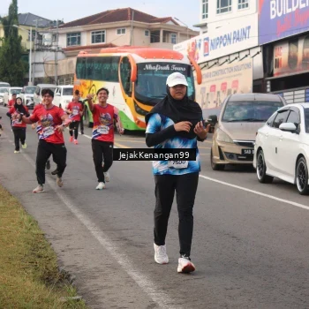 Runner Photo 6009693