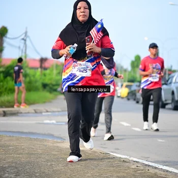 Runner Photo 6009700