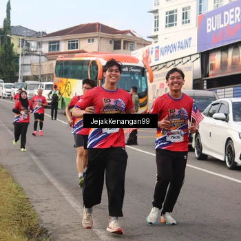 Runner Photo 6009704