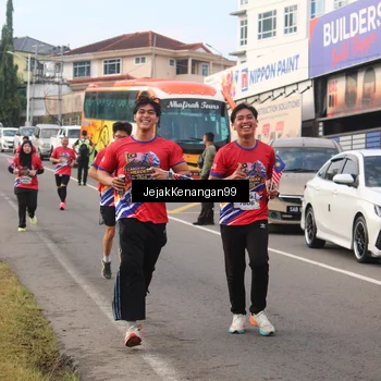 Runner Photo 6009707