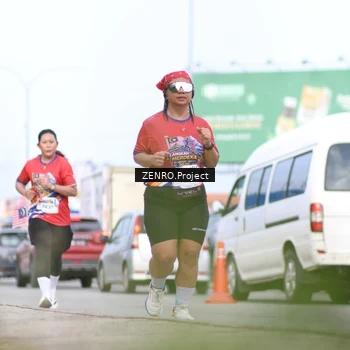 Runner Photo 6009717