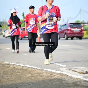 Runner Photo 6009735